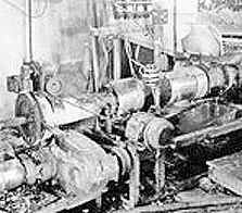 普通作坊“臟亂差”，生產(chǎn)設(shè)備落后